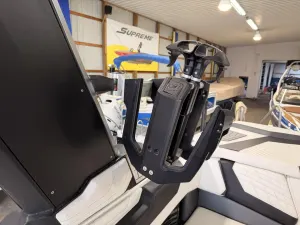 2022-nautique-g23-113002-image7.webp