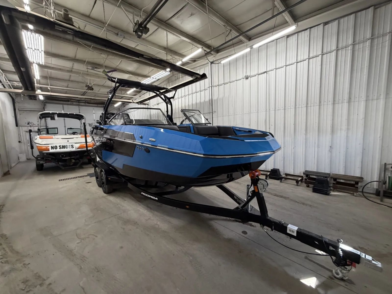 2026 MOOMBA MAX