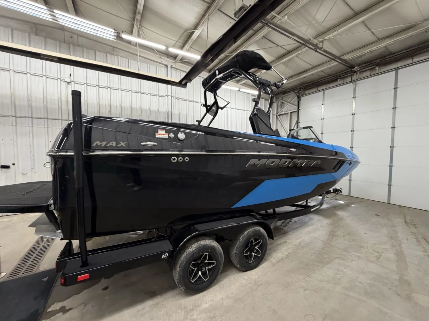 2026 MOOMBA MAX
