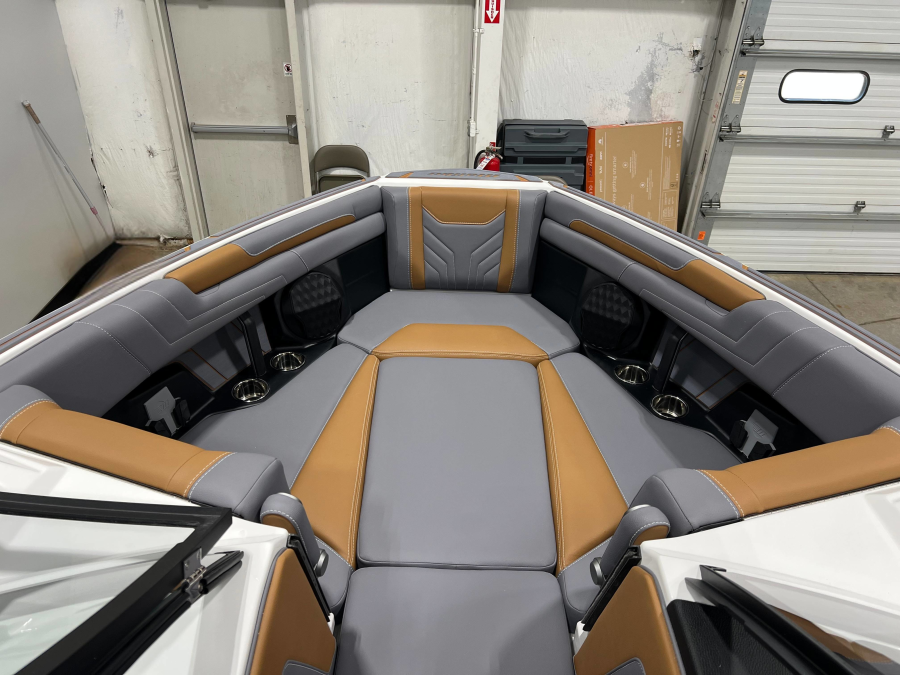 2026 Malibu Boats Wakesetter 25 LSV for sale in Cincinnati, Ohio