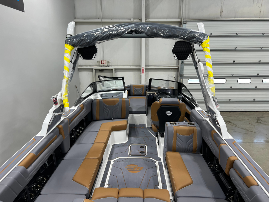 2026 Malibu Boats Wakesetter 25 LSV for sale in Cincinnati, Ohio