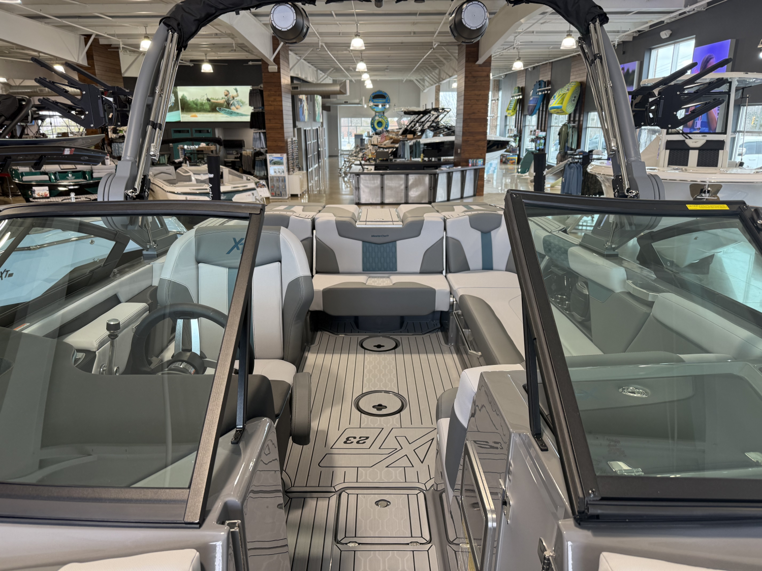 2026 MasterCraft XT23