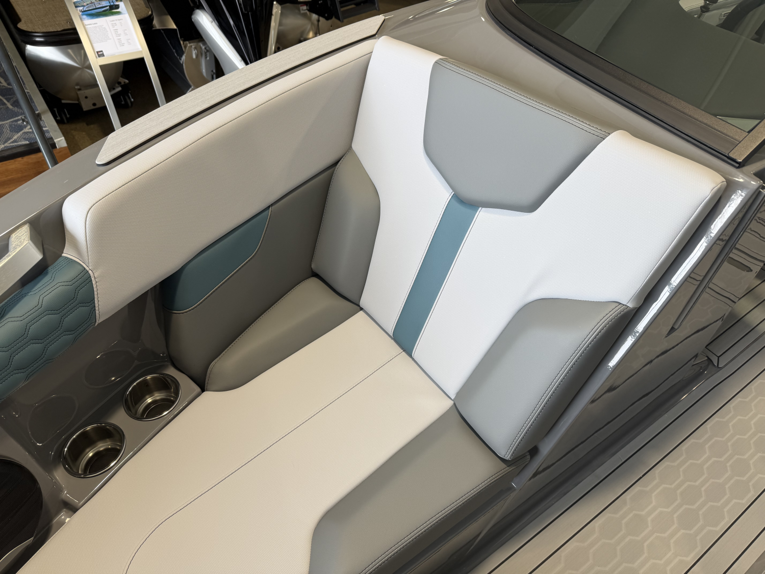 2026 MasterCraft XT23