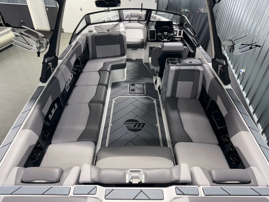 2022 Malibu Boats Wakesetter 25 LSV for sale in Wayland, Michigan