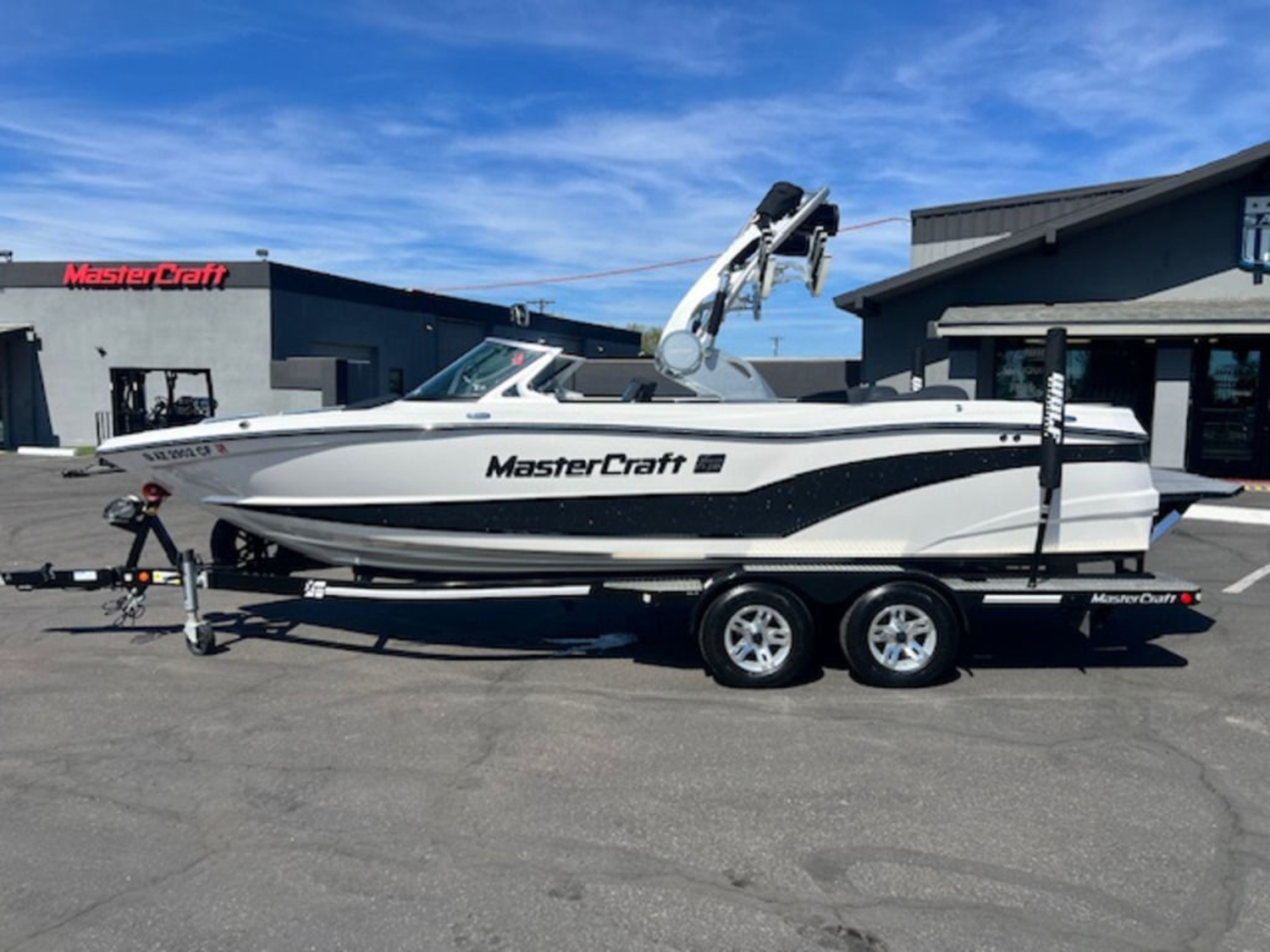 2017 Mastercraft XT23