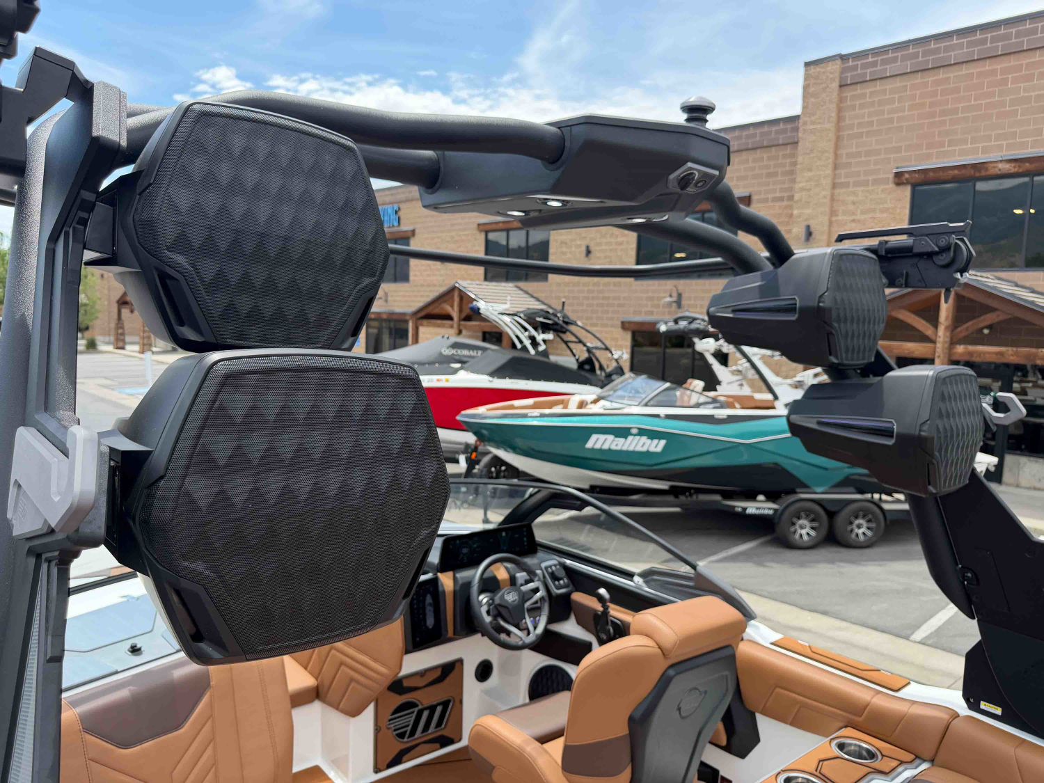 2026 Malibu Boats 25 LSV
