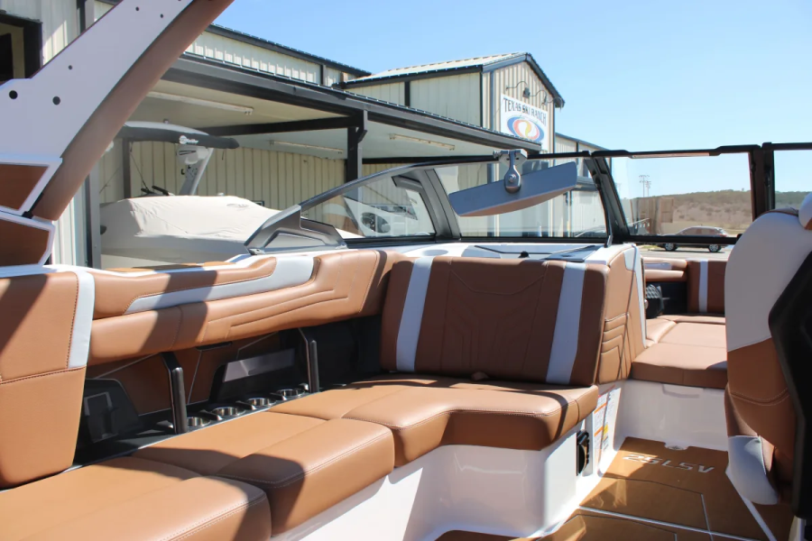 2026 Malibu Boats Wakesetter 25 LSV for sale in New Braunfels, Texas