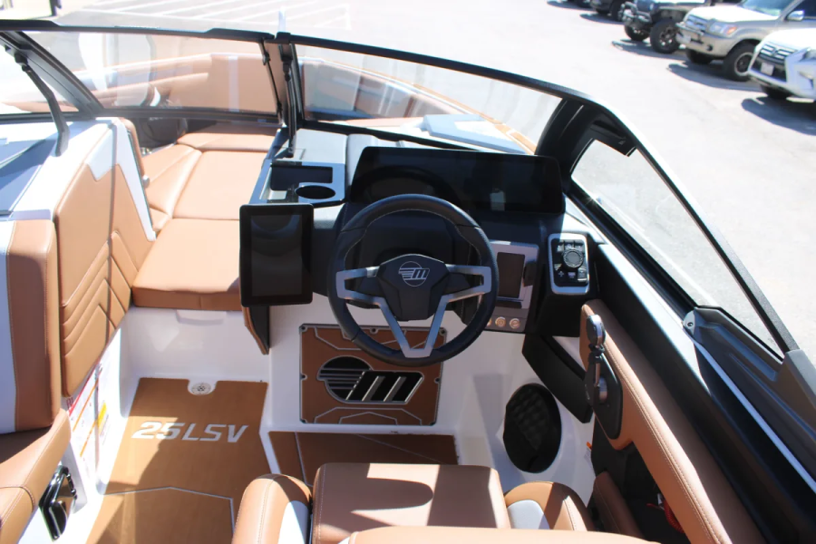 2026 Malibu Boats Wakesetter 25 LSV for sale in New Braunfels, Texas