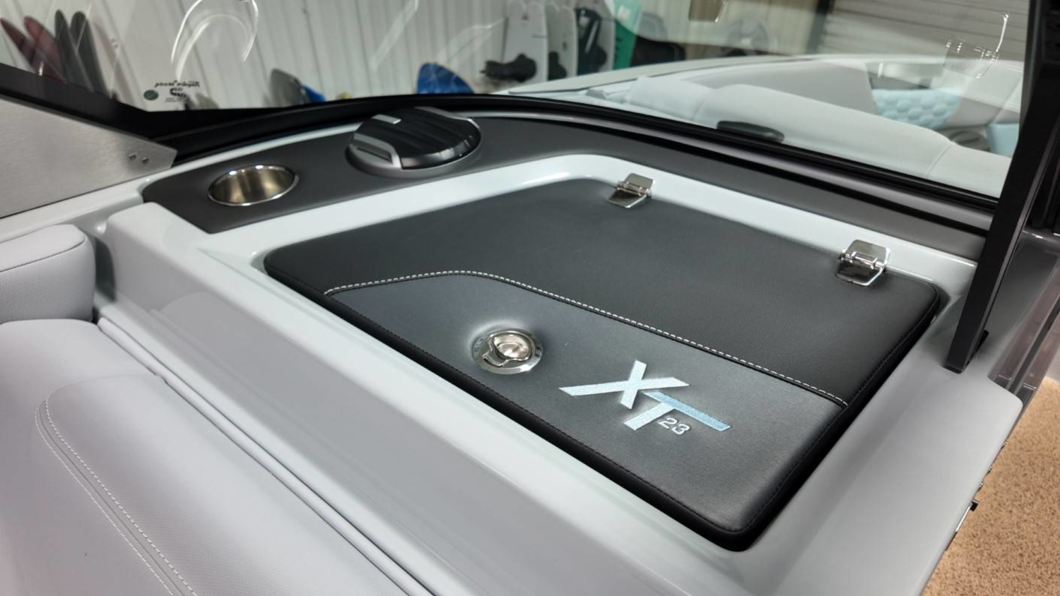 2026 Mastercraft XT23