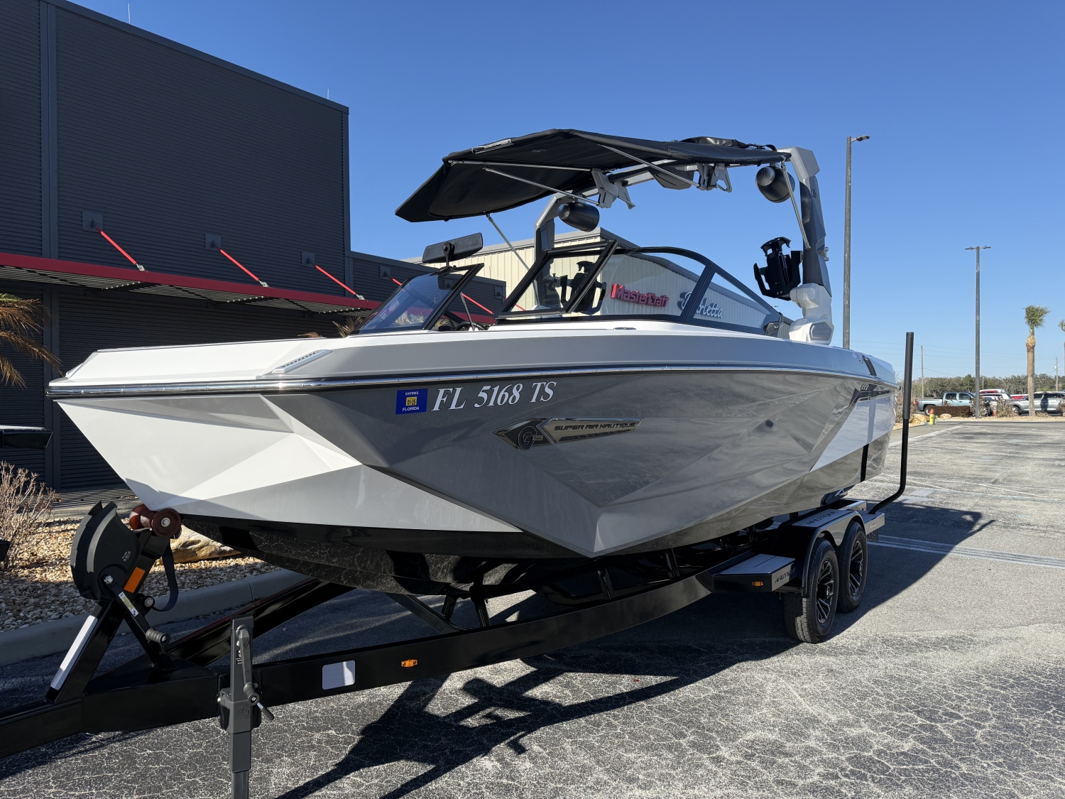 2024 Nautique G23