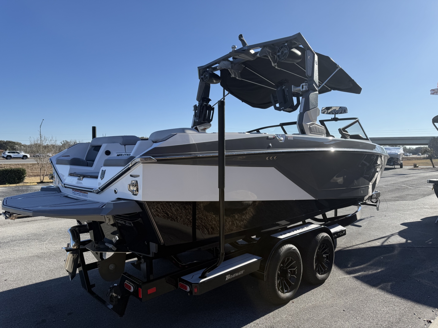 2024 Nautique G23