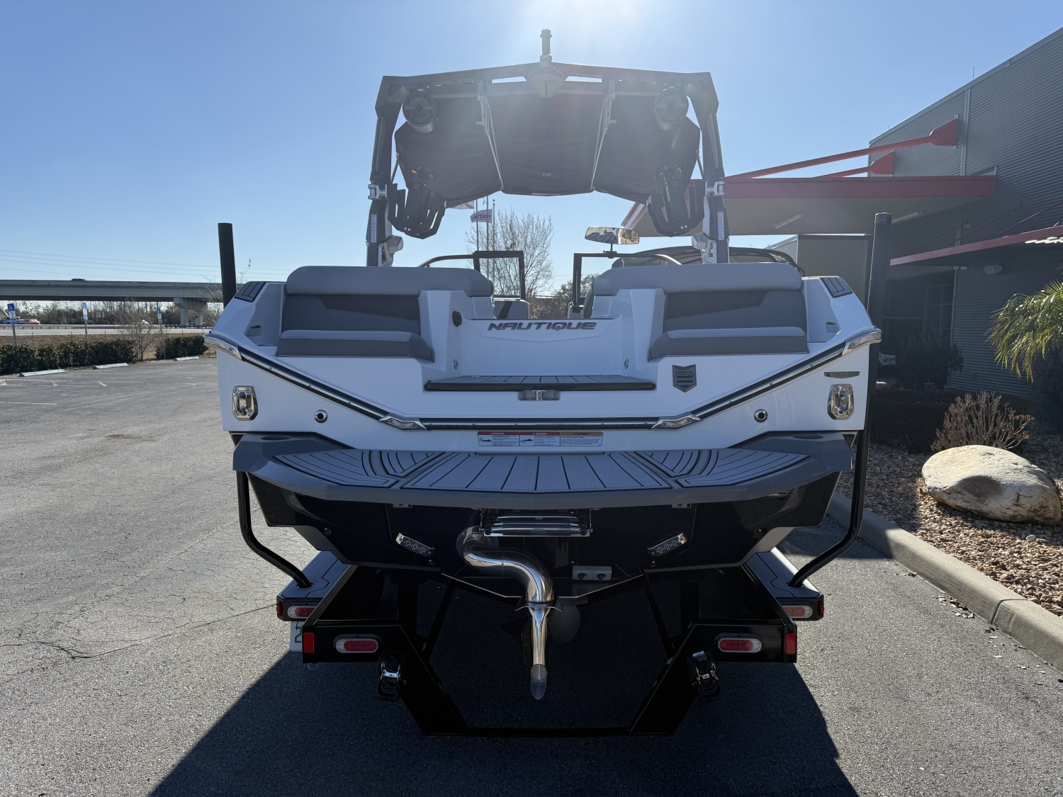 2024 Nautique G23