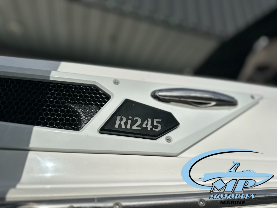 2025 Centurion Boats Ri245 for sale in Lynnwood, Washington