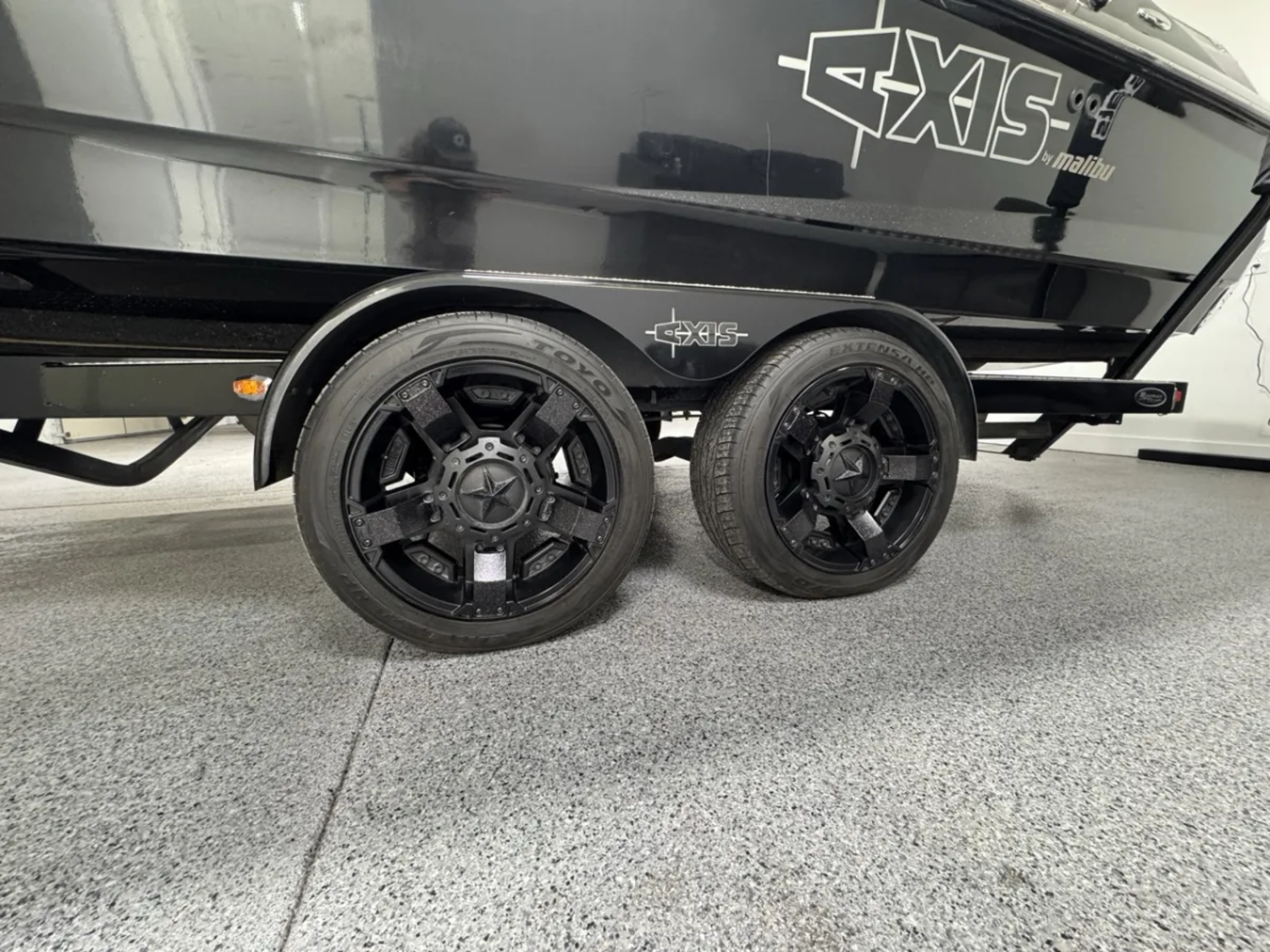 2015 Axis A24 PCM 450 Low hours