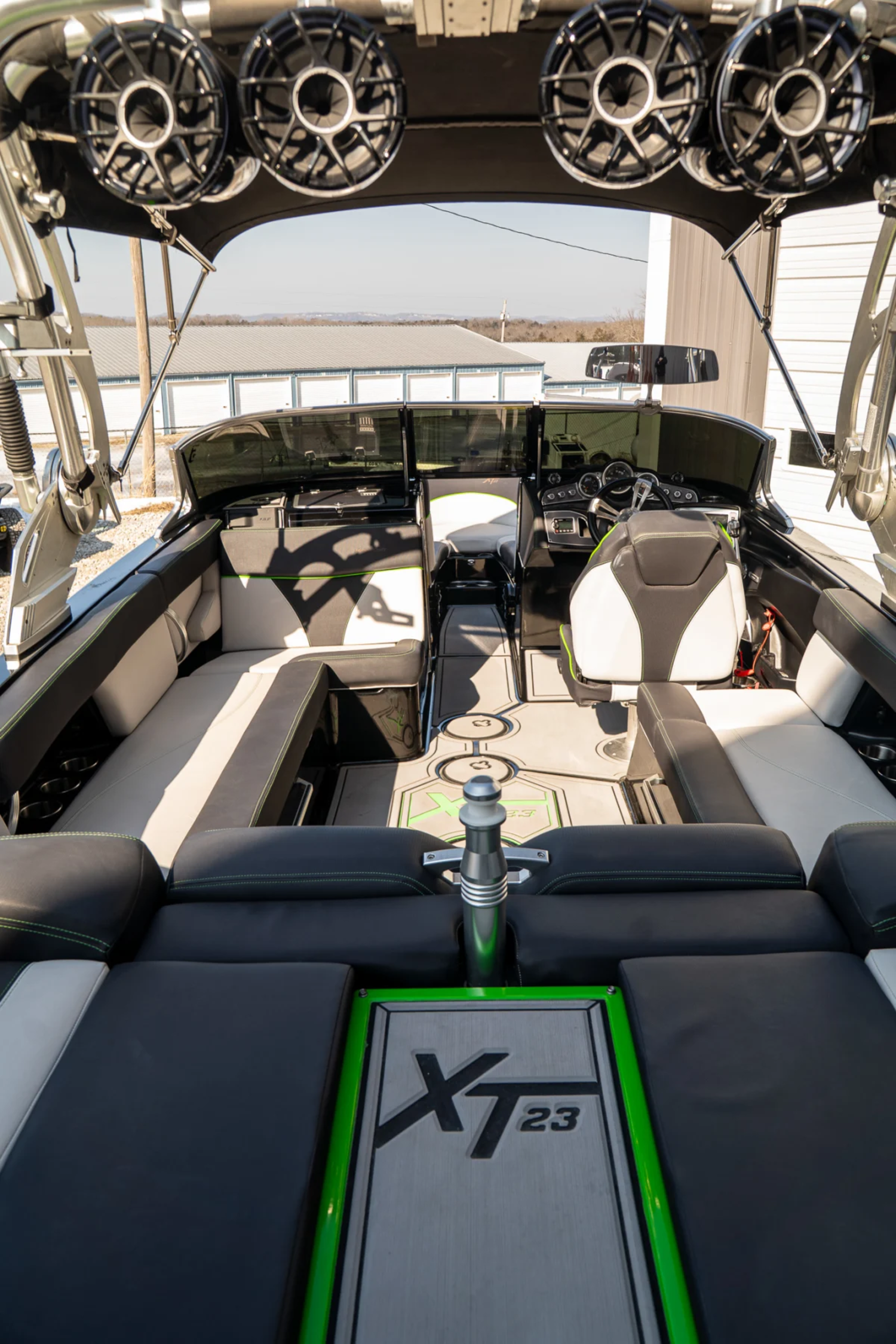 2017 MasterCraft XT23