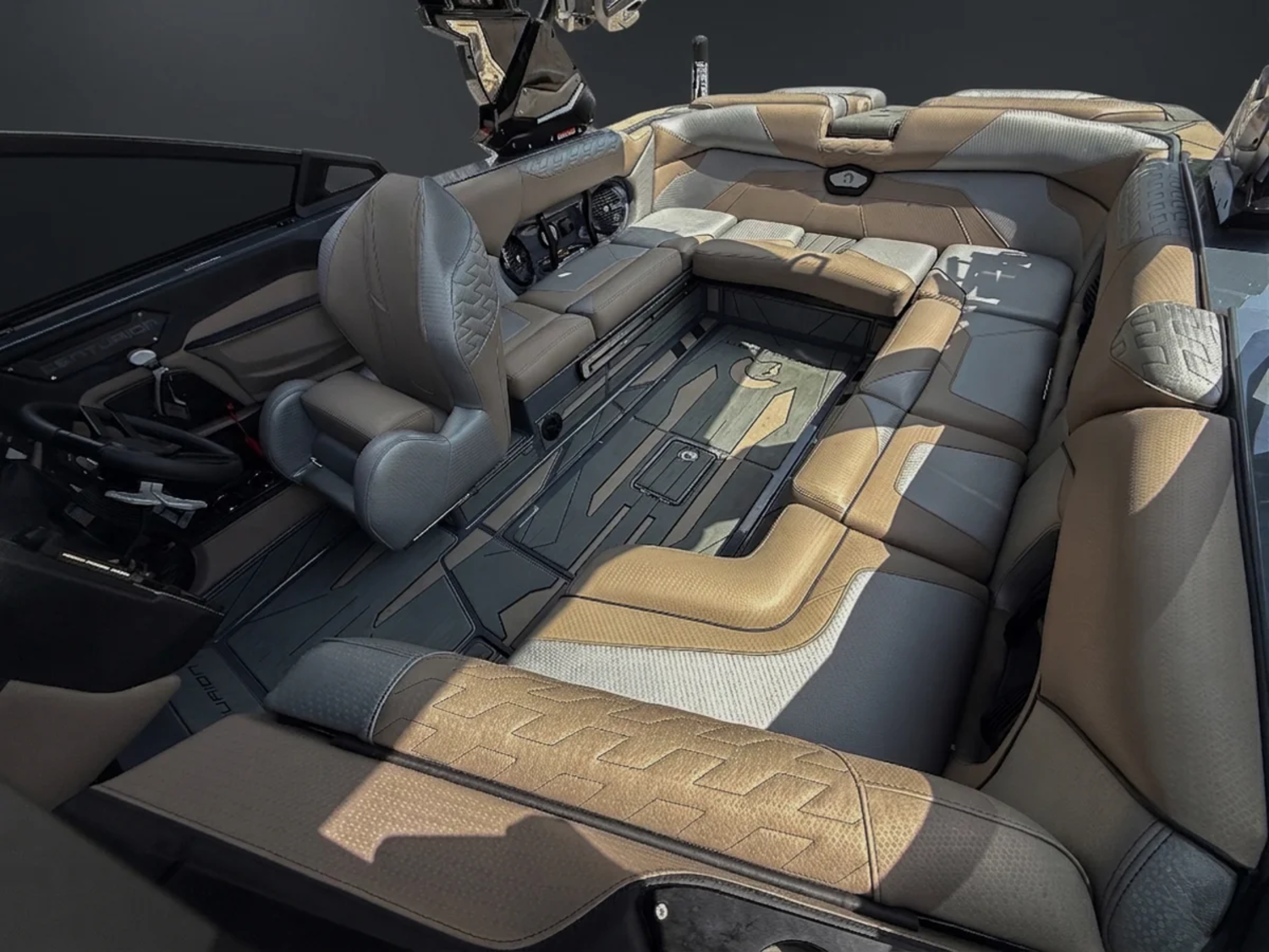 2026 Centurion Ri230