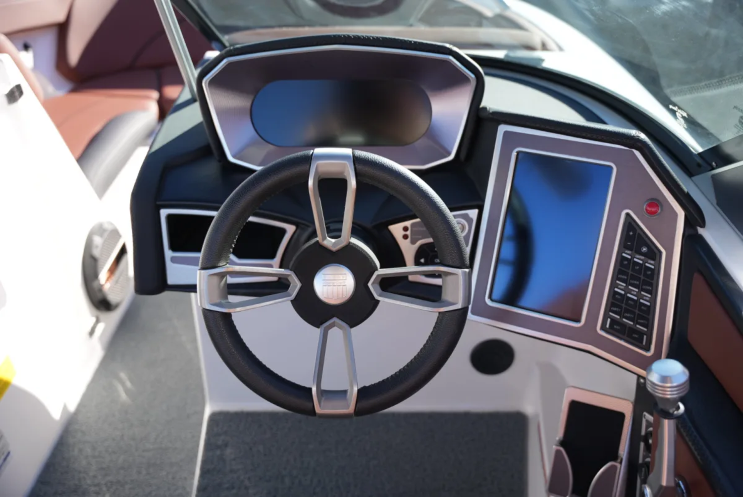 2019 MasterCraft XT22 - Newly listed - LOW HOURS!