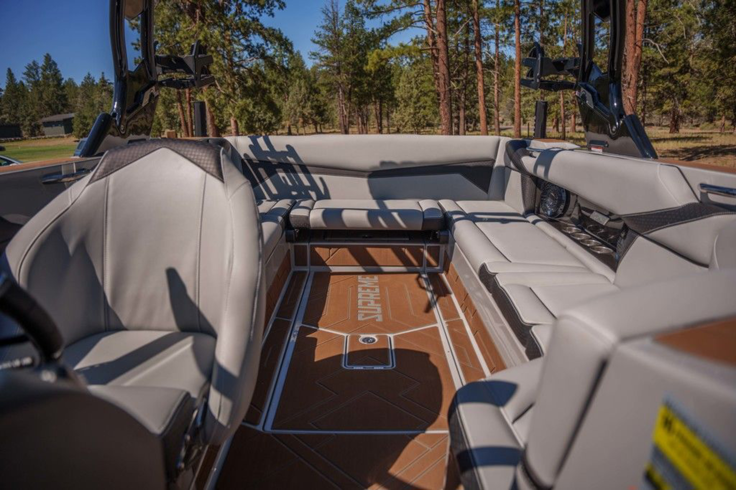 2026 Supreme Boats S240