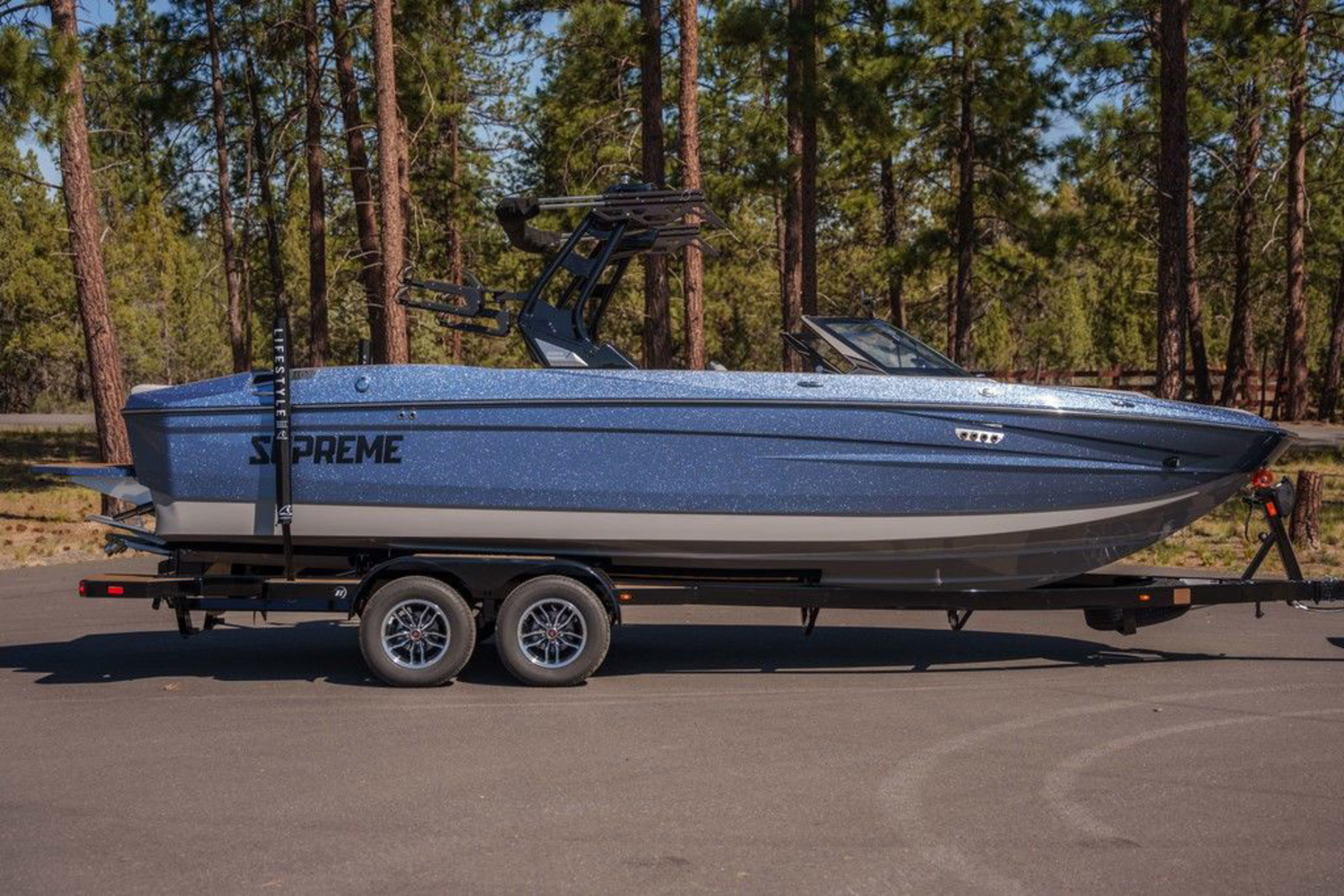 2026 Supreme Boats S240