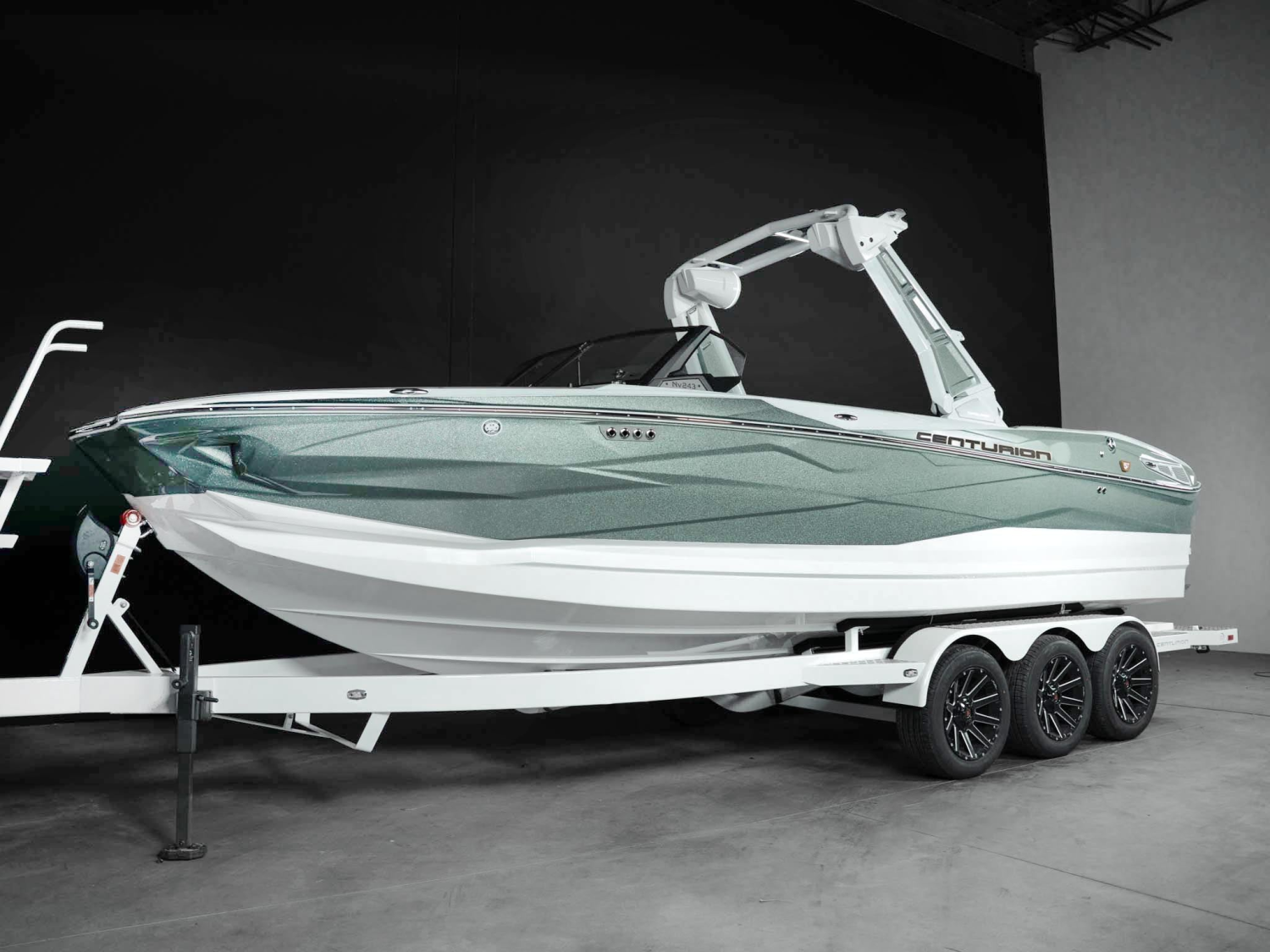 2026 Centurion Boats Nv243
