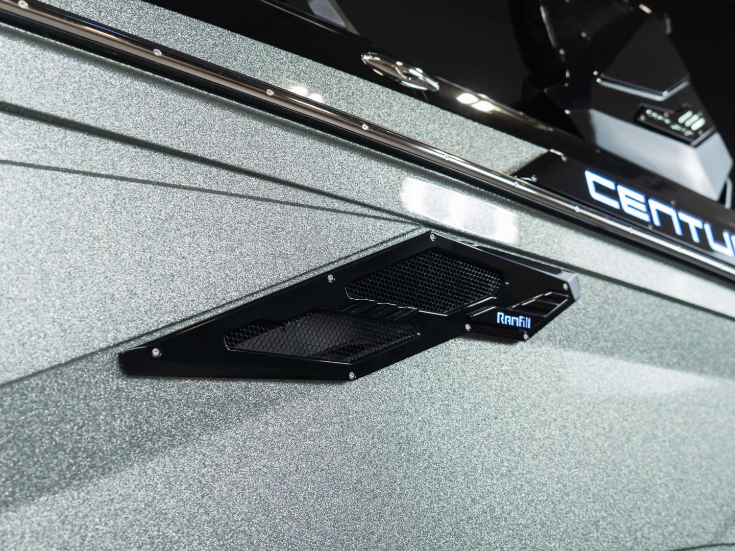 2026 Centurion Boats Ri245