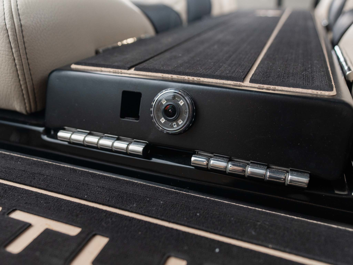 2026 Centurion Boats Ri245