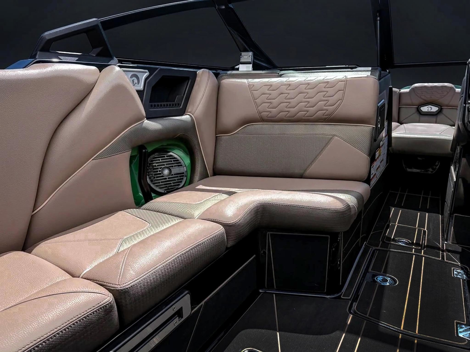 2026 Centurion Boats Ri245