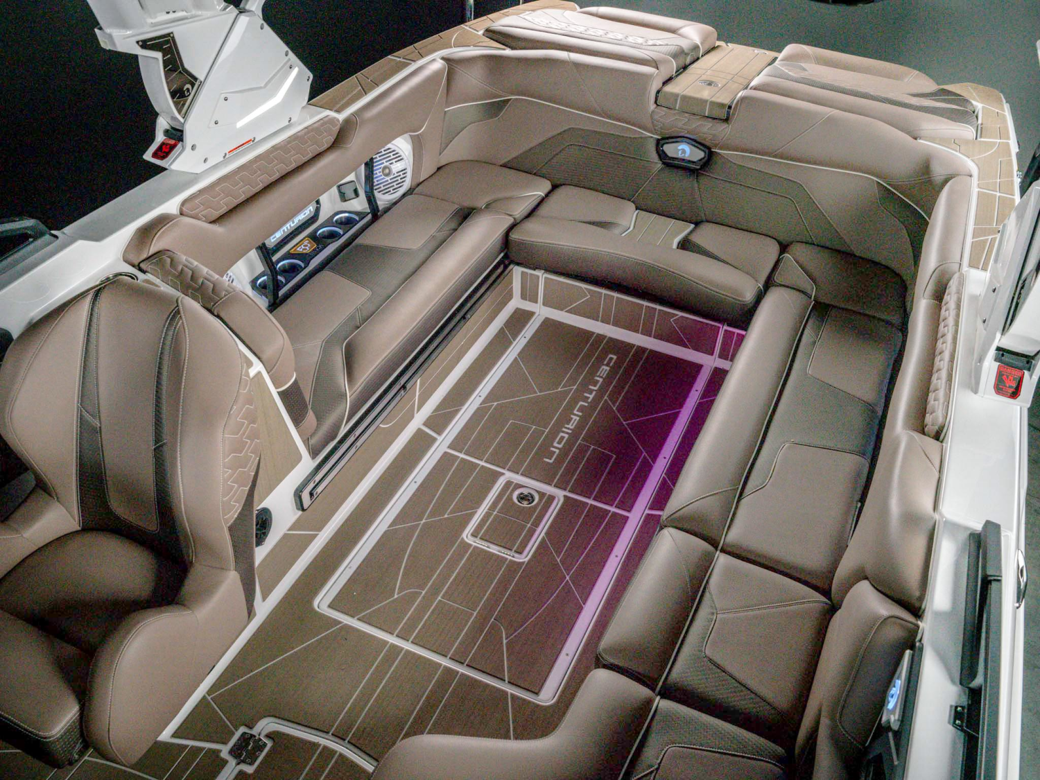 2026 Centurion Boats Ri245