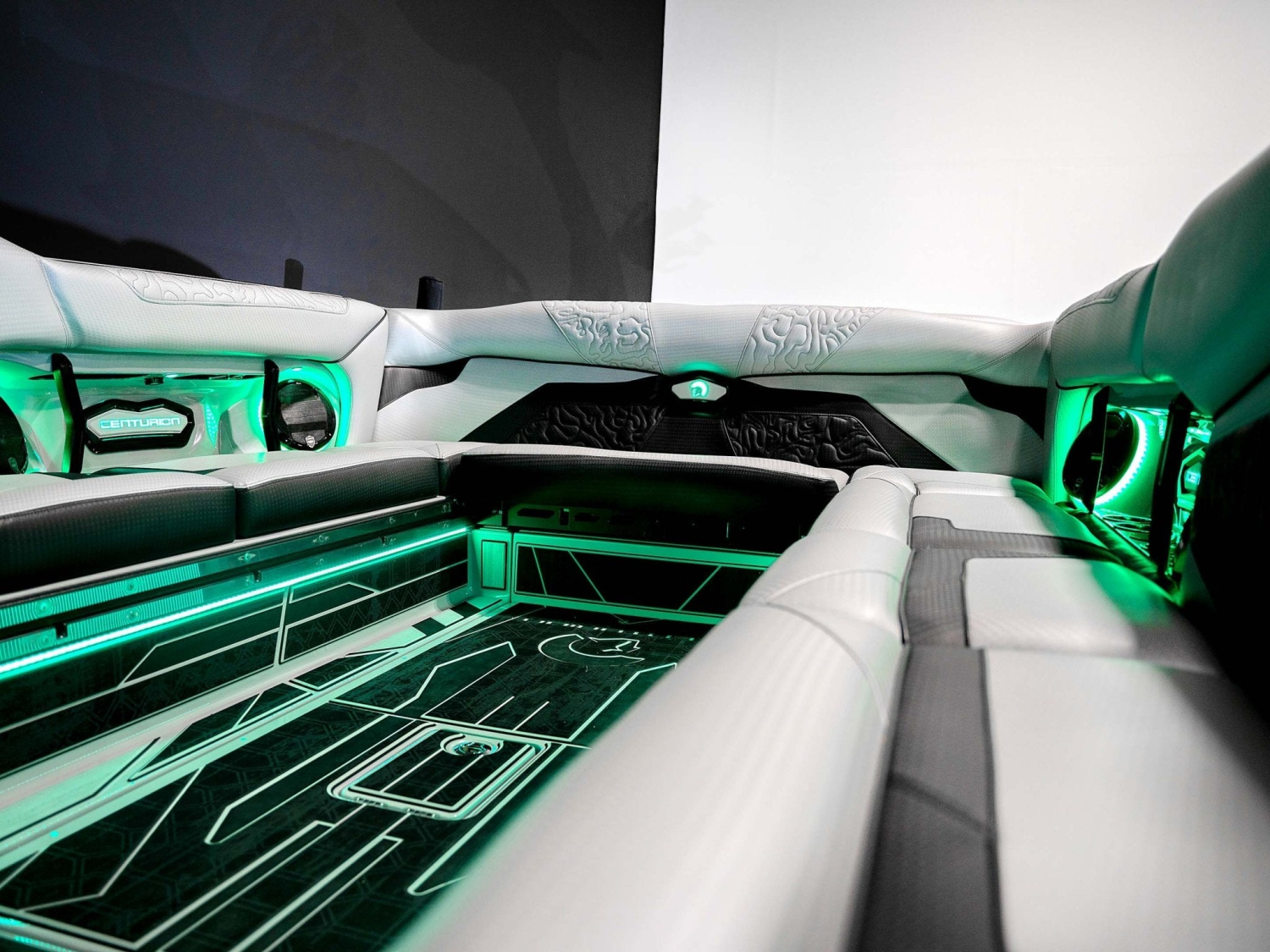 2024 Centurion Boats Ri265