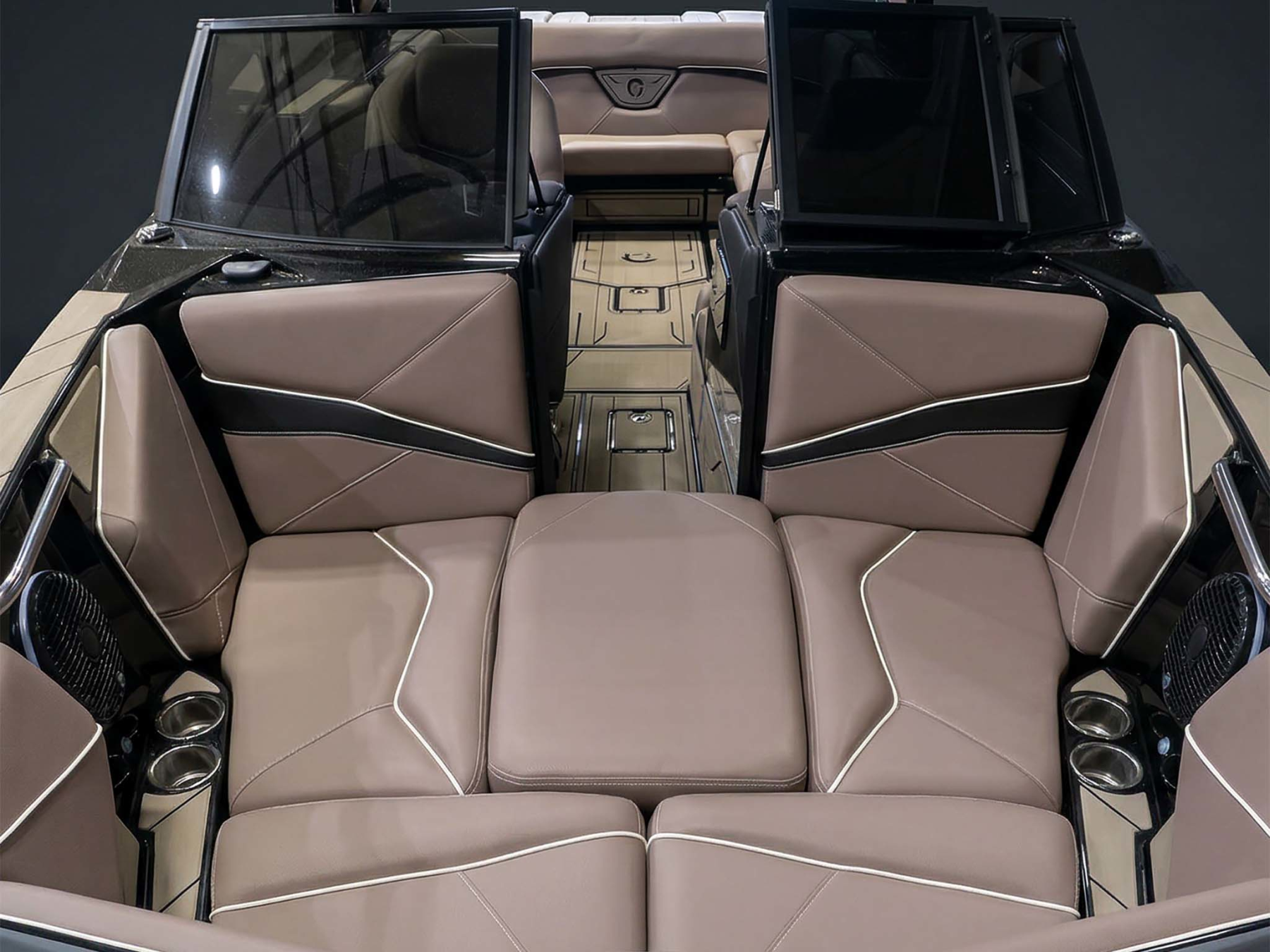 2026 Centurion Boats Nv243