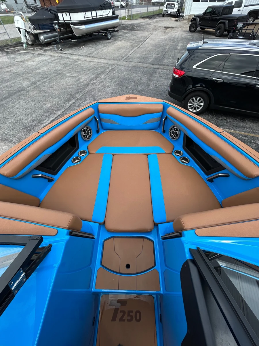 2023 Axis Boats T250 for sale in Hazelwood, Missouri