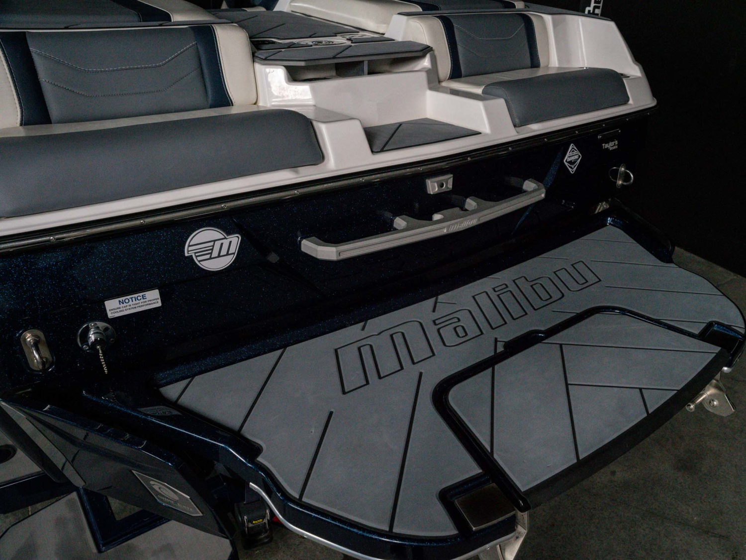 2024 Malibu Boats 23LSV