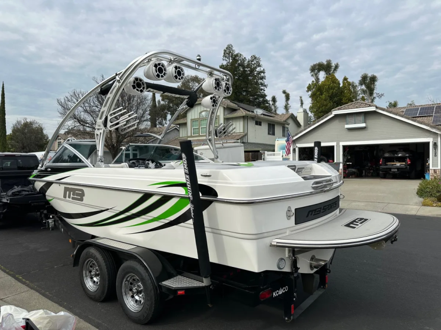 2011 MB Sports Boats B52 21 for sale in Vacaville, California