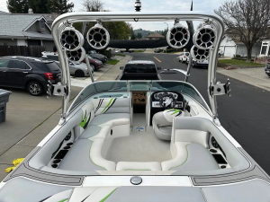 2011 MB Sports Boats B52 21 for sale in Vacaville, California