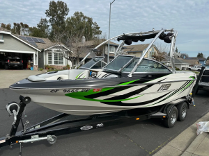 2011 MB Sports Boats B52 21 for sale in Vacaville, California