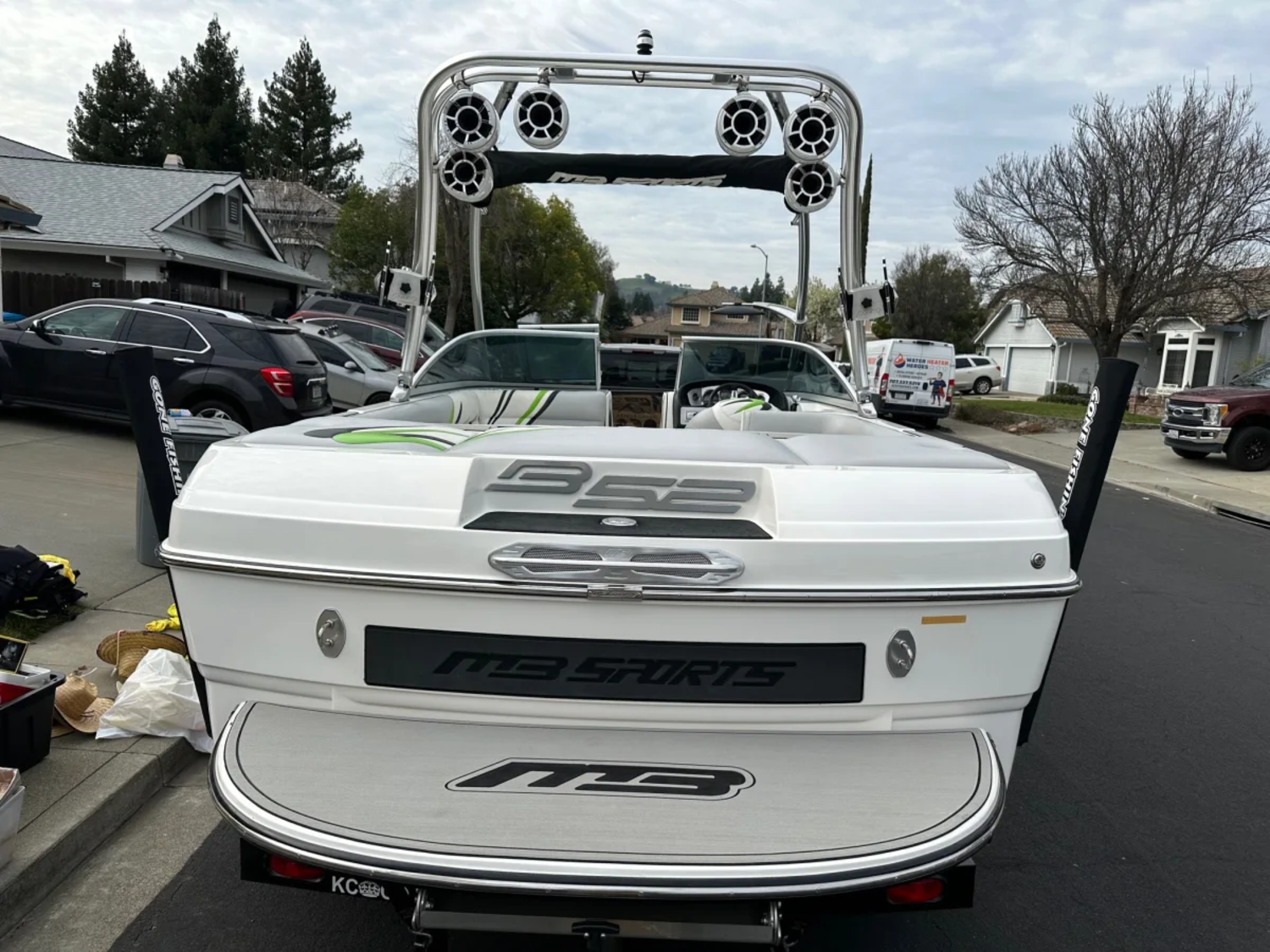 2011 MB Sports Boats B52 21