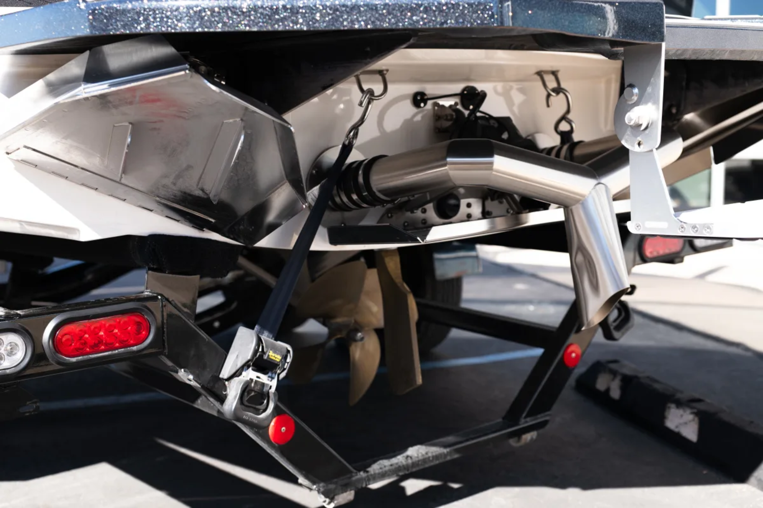 2023 NXT22  FULLY LOADED WITH THE ILMOR 6.0L 380HP 88HRS 