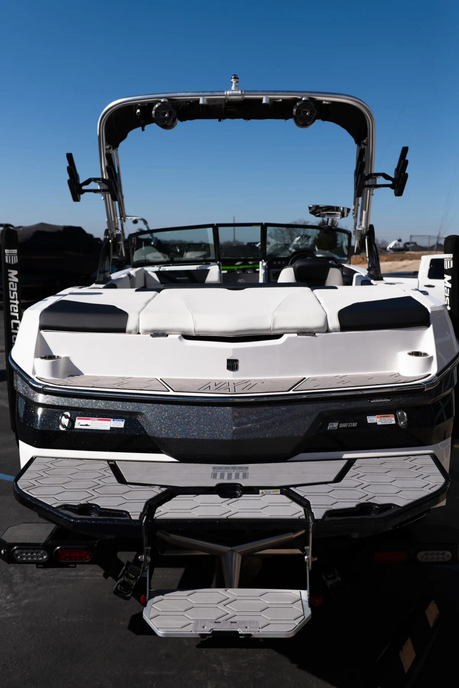 2023 NXT22  FULLY LOADED WITH THE ILMOR 6.0L 380HP 88HRS 