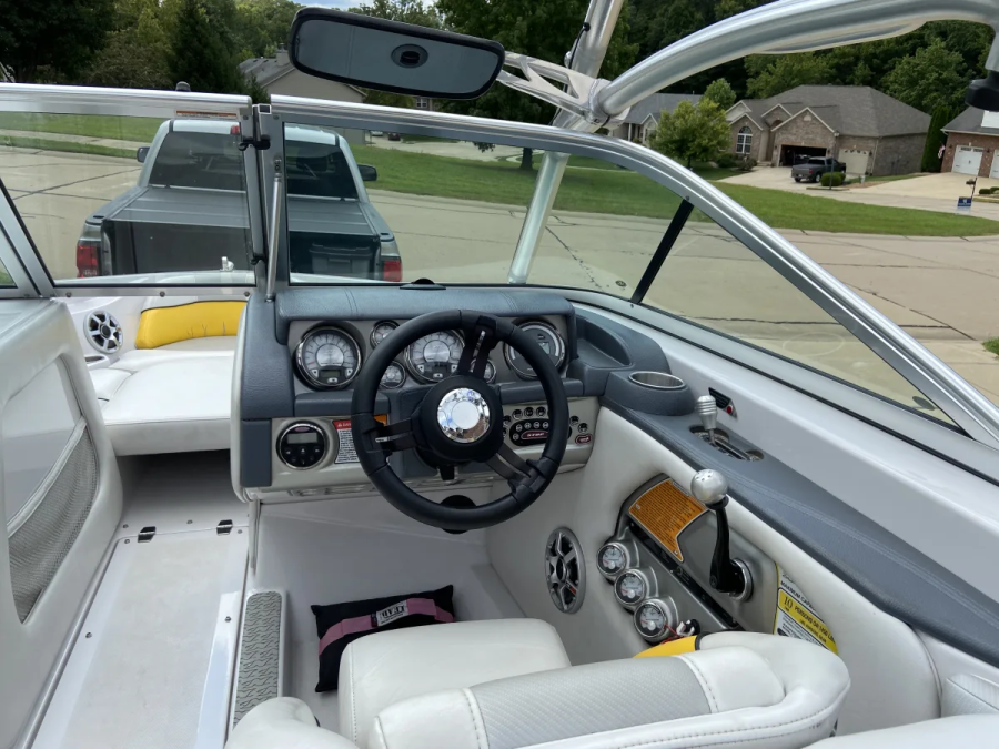 2007 Nautique Boats Super Air Nautique 210 for sale in Glen Carbon, Illinois