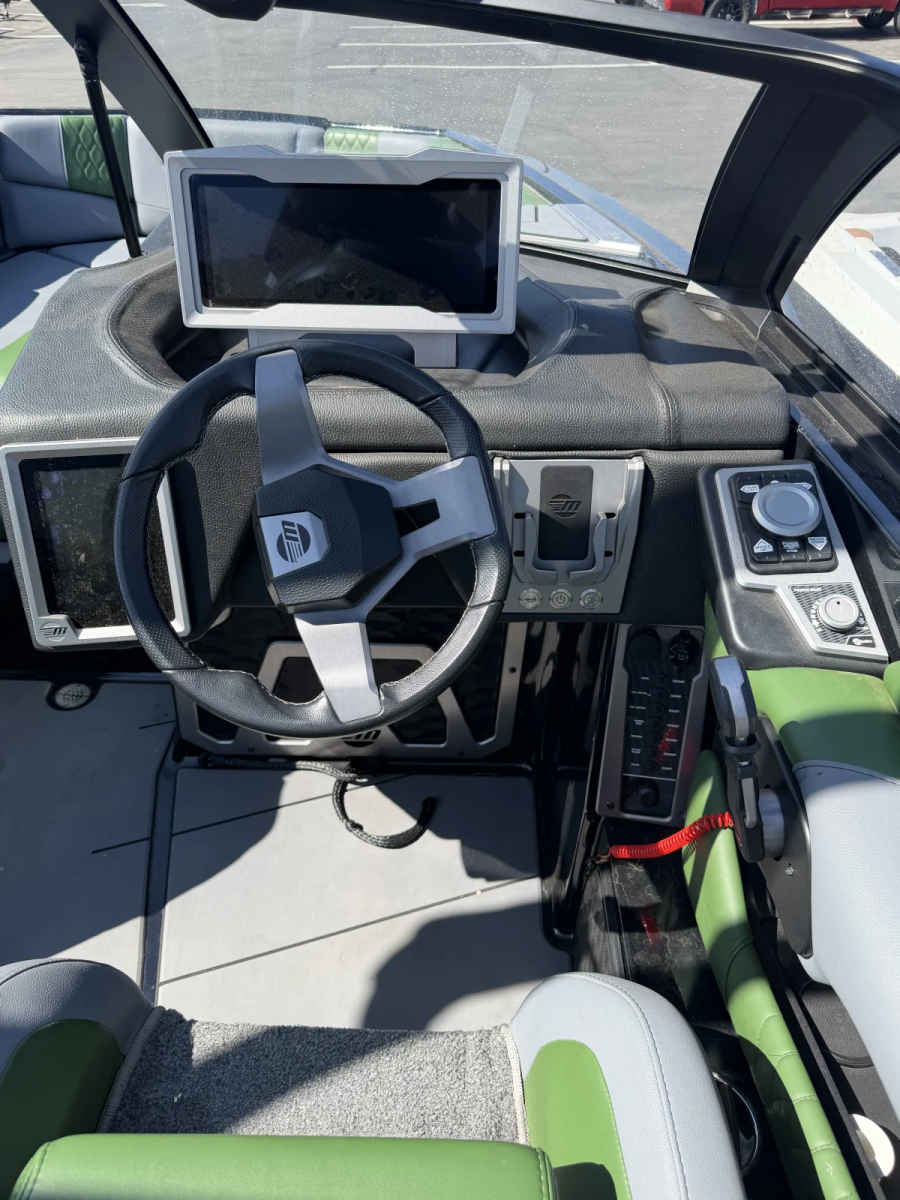 2023 Malibu Boats M220 for sale in San Angelo, Texas
