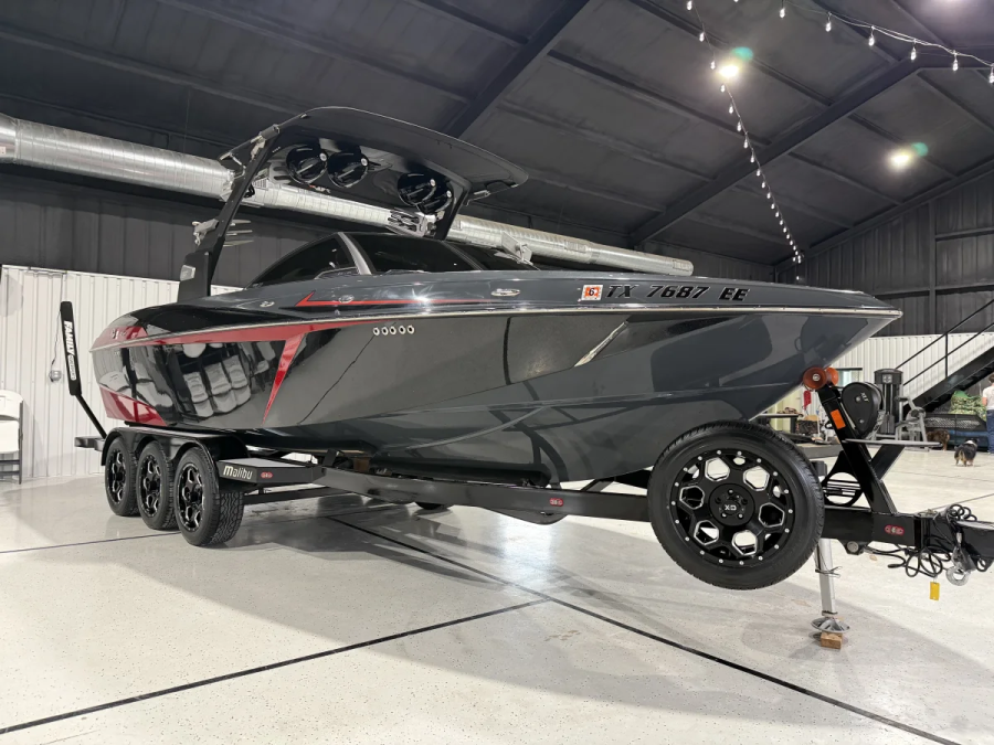 2018 Malibu Boats Wakesetter 25 LSV for sale in Paradise, Texas