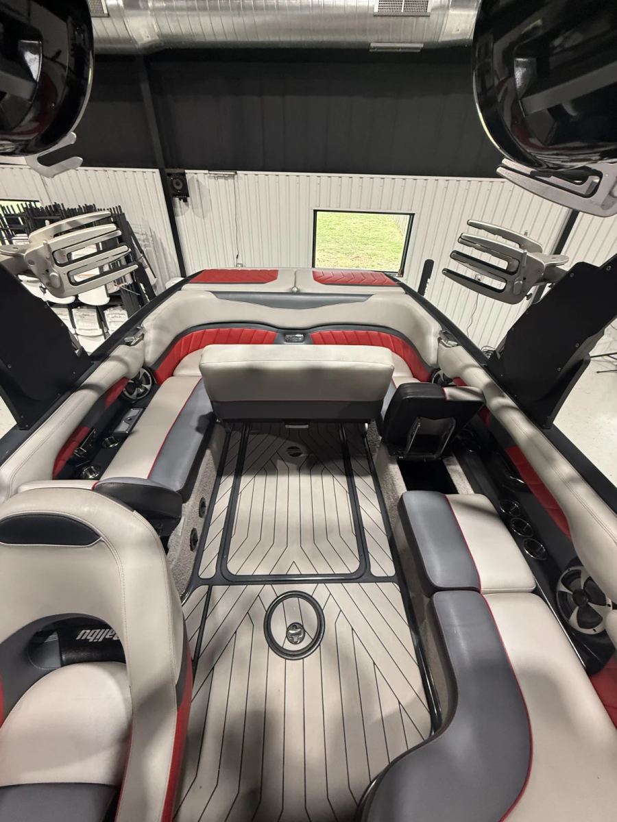 2018 Malibu Boats Wakesetter 25 LSV for sale in Paradise, Texas