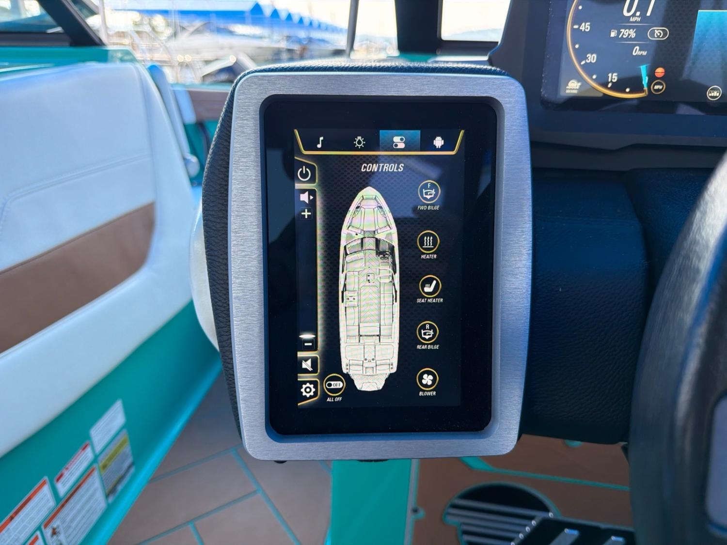 2023 Malibu 26 LSV
