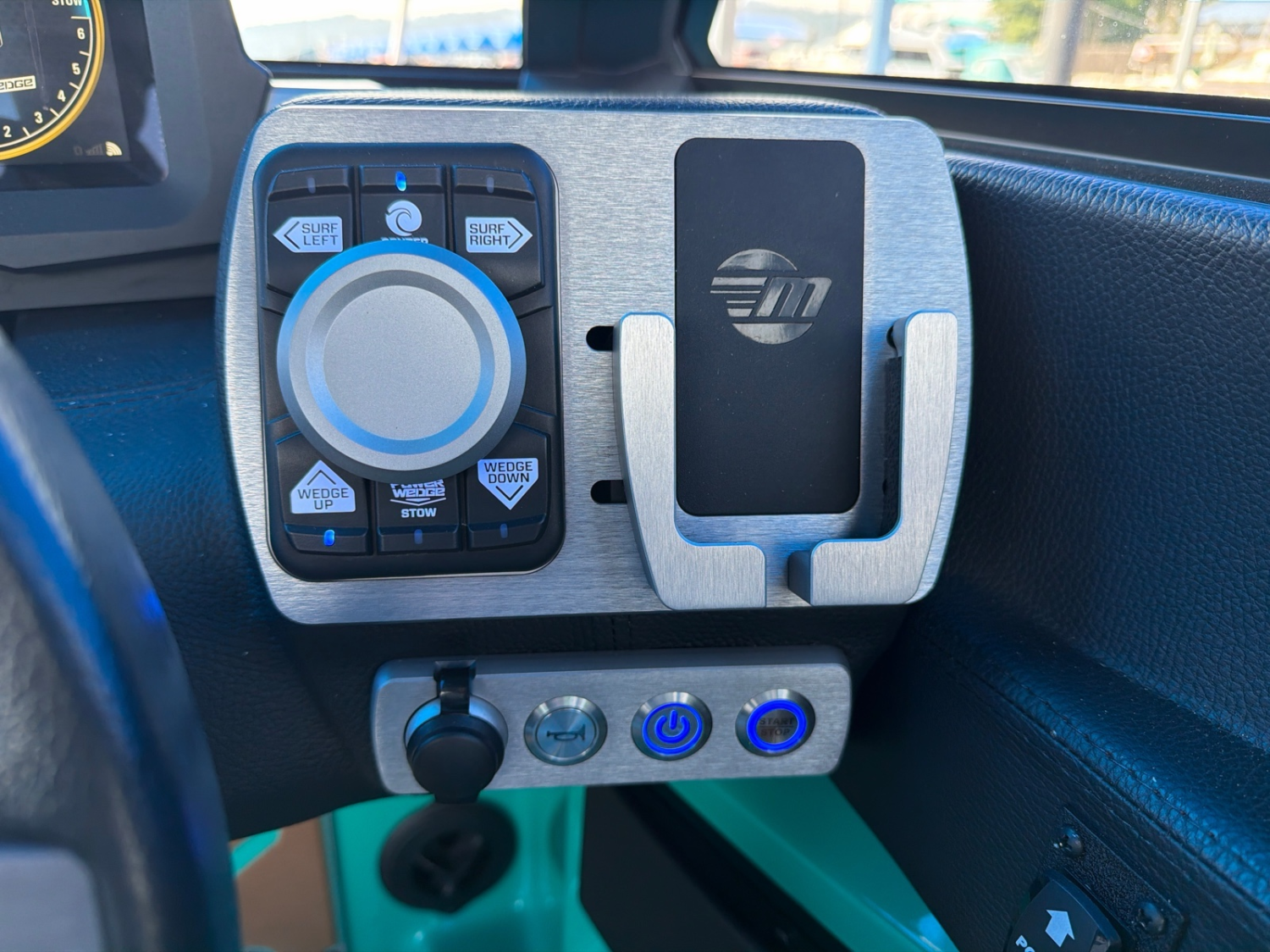 2023 Malibu 26 LSV