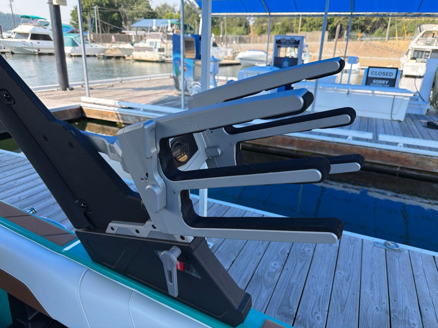 2023 Malibu 26 LSV