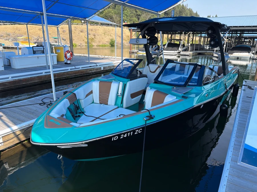 2023-malibu-wakesetter-26-lsv-137038-image2