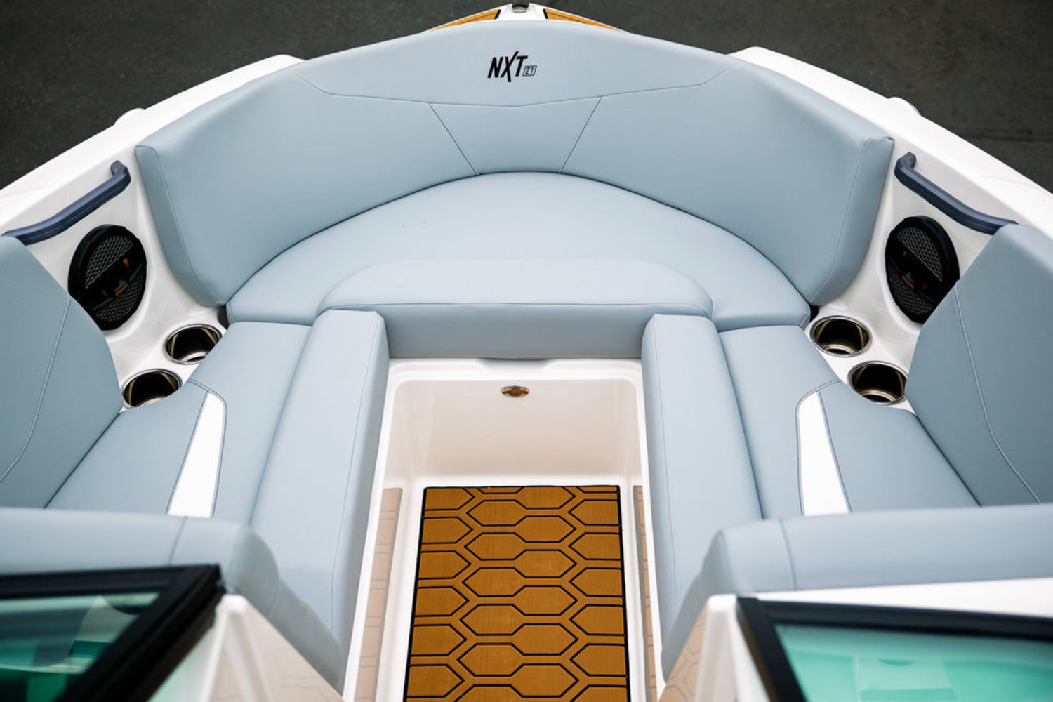 2024 Mastercraft NXT21