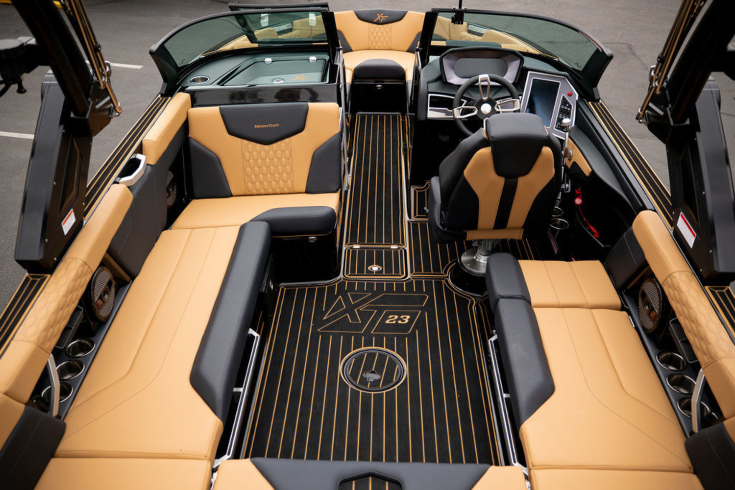 2024 Mastercraft XT23 Ashley Kidd Edition