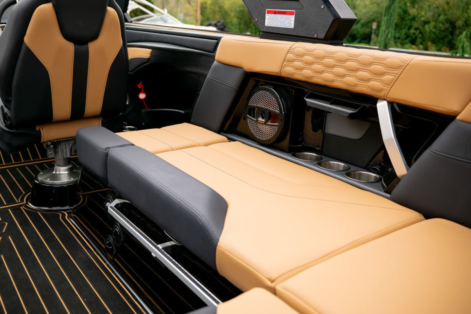 2024 Mastercraft XT23 Ashley Kidd Edition