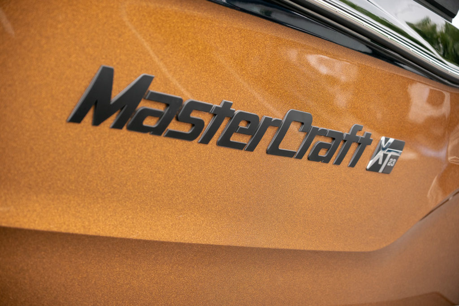 2024 Mastercraft XT23 Ashley Kidd Edition